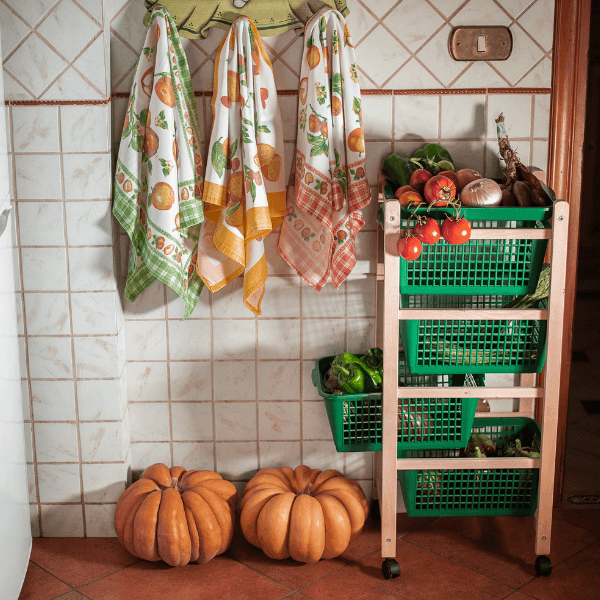 carrello-salvaspazio-legno-verde-cucina-porta-frutta (1) carrello-salvaspazio-legno-verde-cucina-porta-frutta (1)
